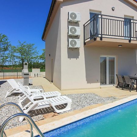 New Villa Seve II With Pool, Near The Town Center, 3Km From The Beach 普拉 外观 照片