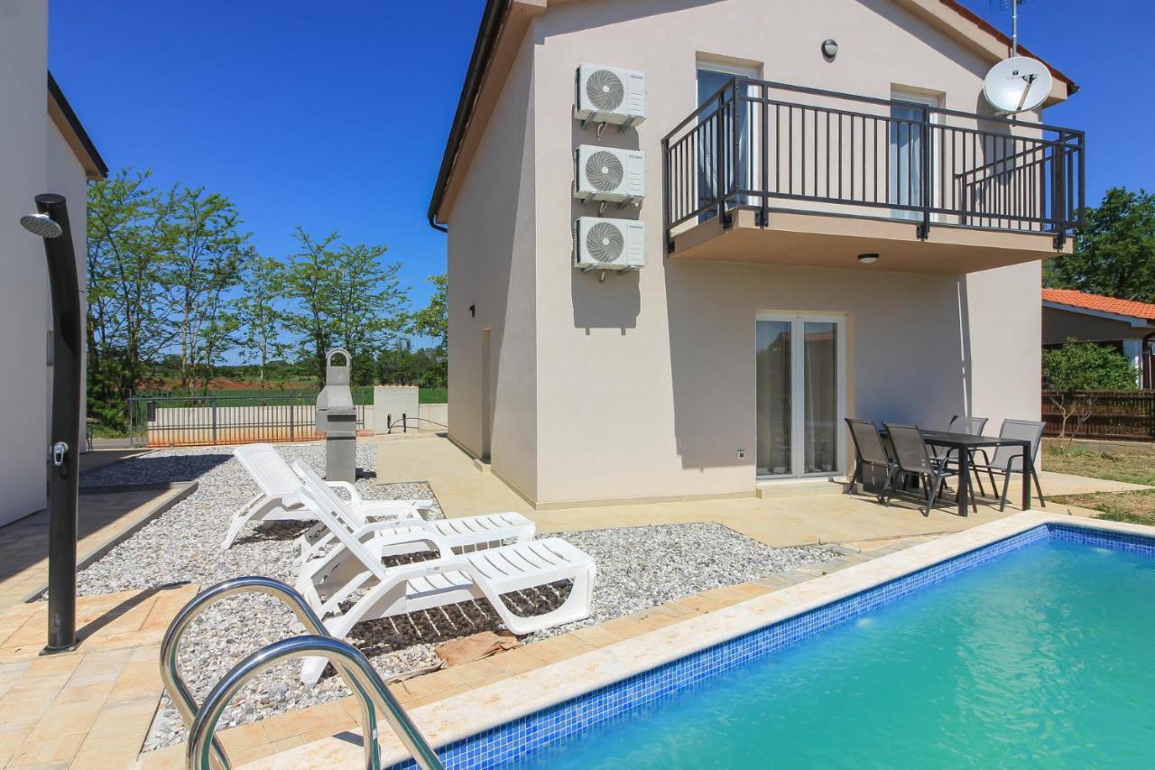 New Villa Seve II With Pool, Near The Town Center, 3Km From The Beach 普拉 外观 照片