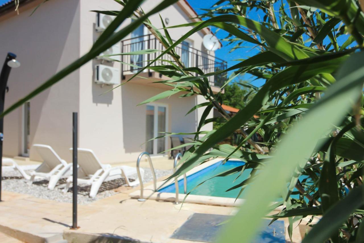 New Villa Seve II With Pool, Near The Town Center, 3Km From The Beach 普拉 外观 照片